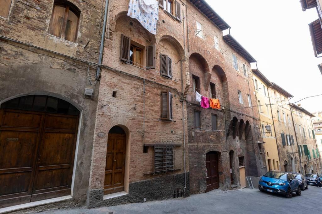 Casa Onda - Nel Cuore Della Contrada Siena Ngoại thất bức ảnh